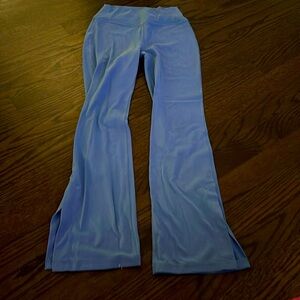 Athleta girl blue flare leg pants sz Small 7